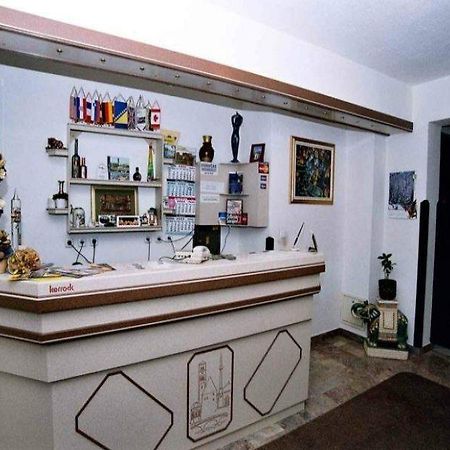 Ada S Hotel Bihać 内观 照片